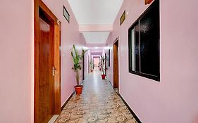 Hotel O Apna Palace